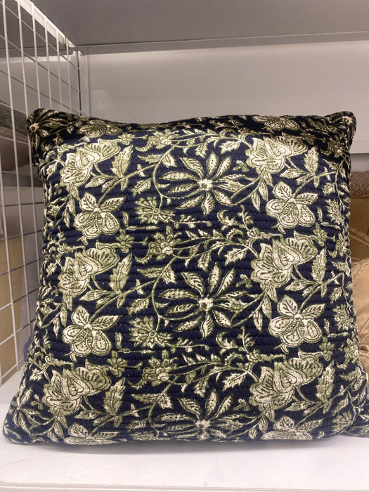 Threshold decorating pillow