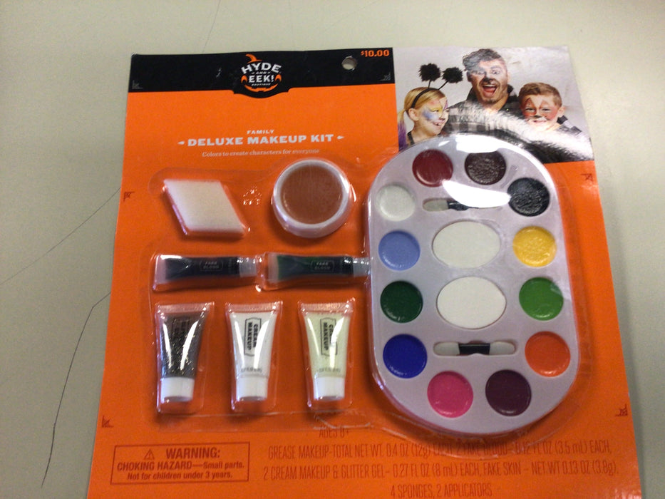 Hyde eek Deluxe makeup kit number