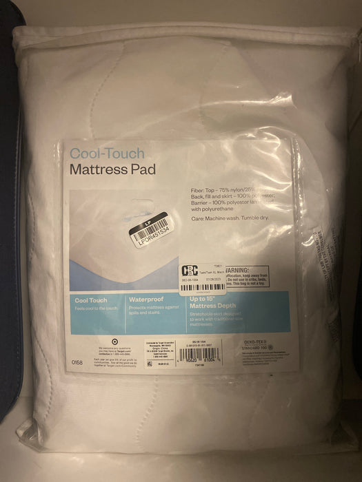 Room Essentials - cool touch  Mattress pad